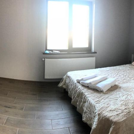 Reef Apartments Odessa Eksteriør billede