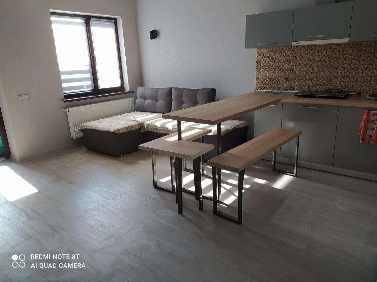 Reef Apartments Odessa Eksteriør billede
