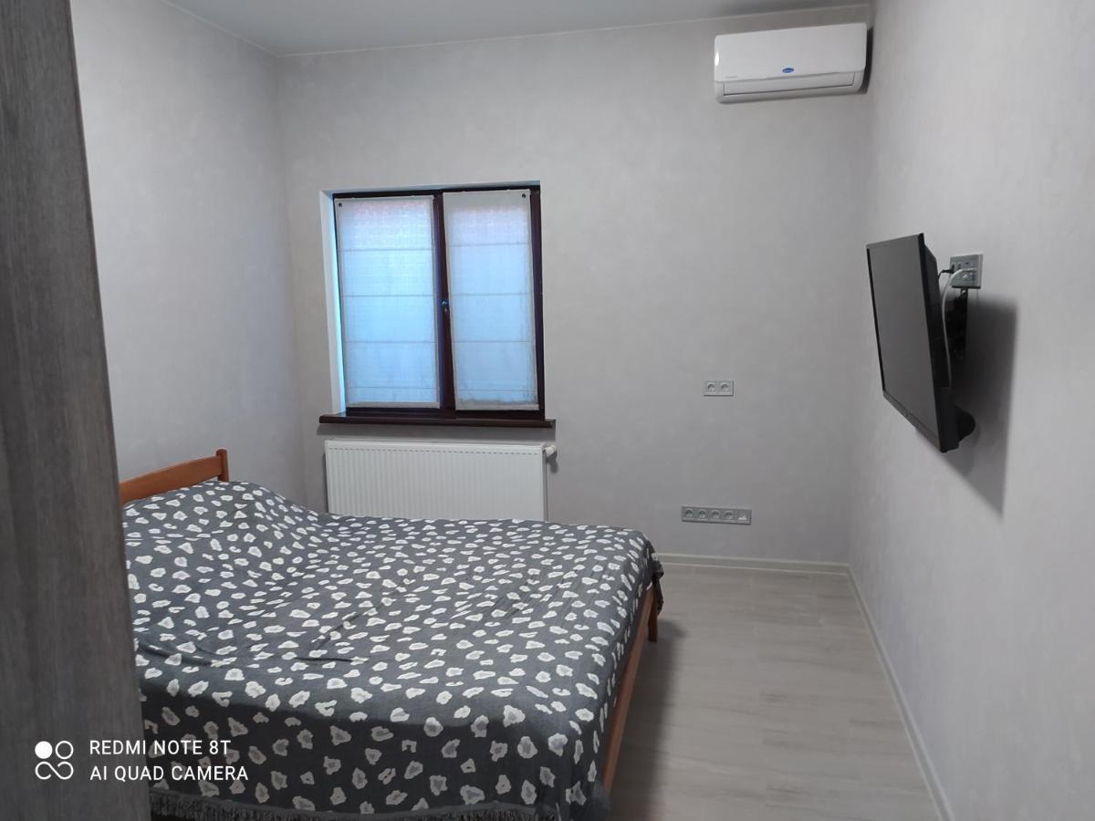 Reef Apartments Odessa Eksteriør billede