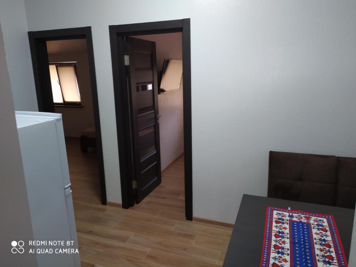 Reef Apartments Odessa Eksteriør billede