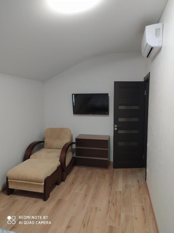 Reef Apartments Odessa Eksteriør billede